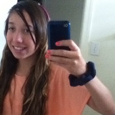 Profile Picture of Mariah A Pearson (@22Mariah3878) on Twitter