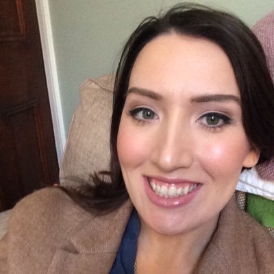 Profile Picture of Danielle Farrelly (@danner12) on Twitter