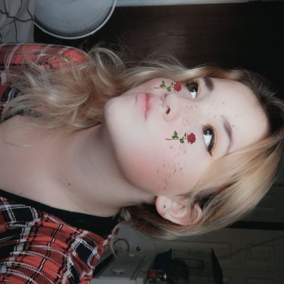 Profile Picture of Jasmine Cheryk (@jasminecheryk) on Poshmark