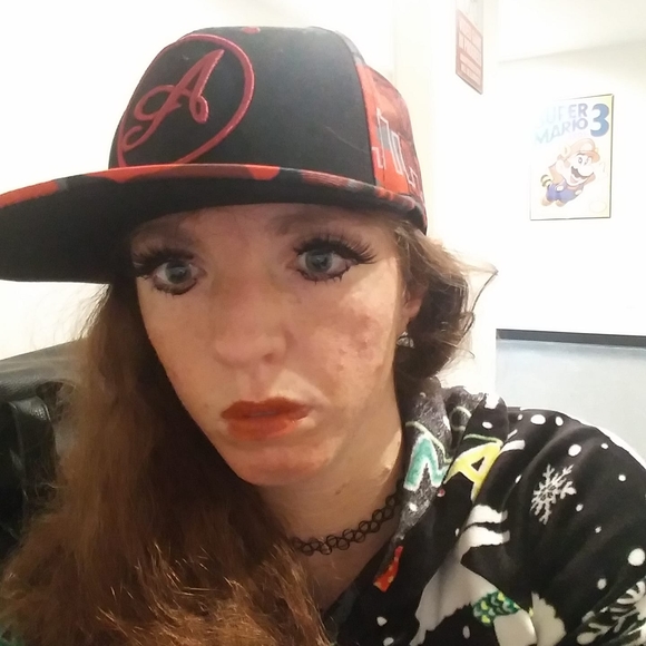 Profile Picture of Cassandra Bobb (@cassandrabobb) on Poshmark