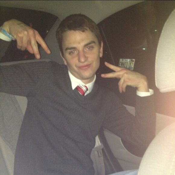 Profile Picture of Blake Harris (@bharrisfarms) on Poshmark