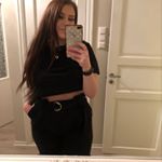 Profile Picture of 𝔏𝔦𝔰𝔞 𝔐𝔬𝔩𝔱𝔢𝔟𝔢𝔯𝔤 (@lisamolteberg) on Instagram