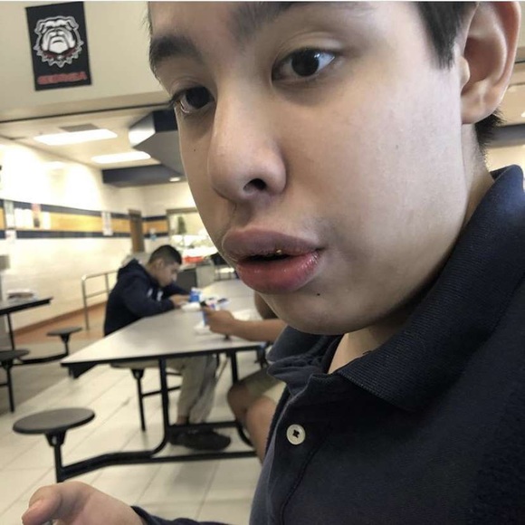 Profile Picture of Matthew Lam (@humanrace99) on Poshmark
