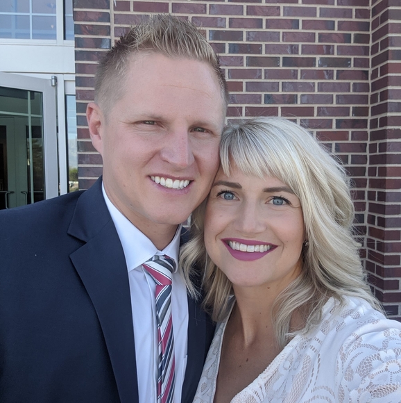 Profile Picture of Kati Johnstun (@katijohnstun) on Poshmark