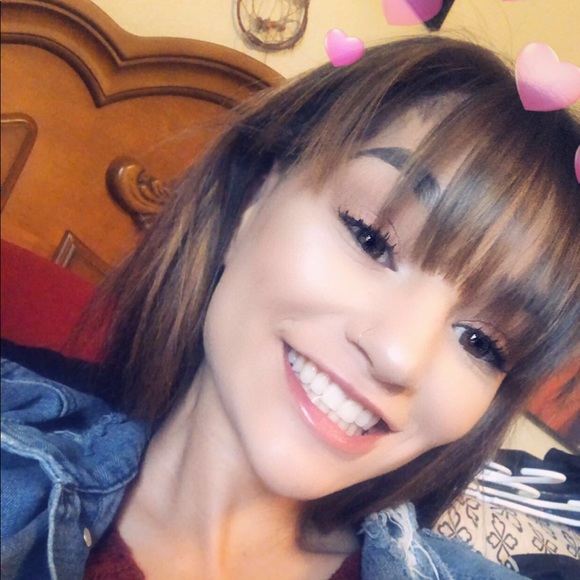 Profile Picture of Morgan marie Macmonagle (@minnymac) on Poshmark