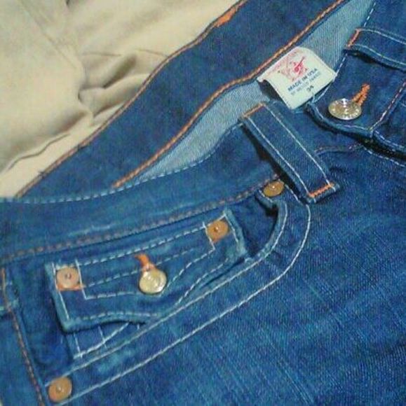 Profile Picture of Justin Lorenzo (@justinlorenzo) on Poshmark