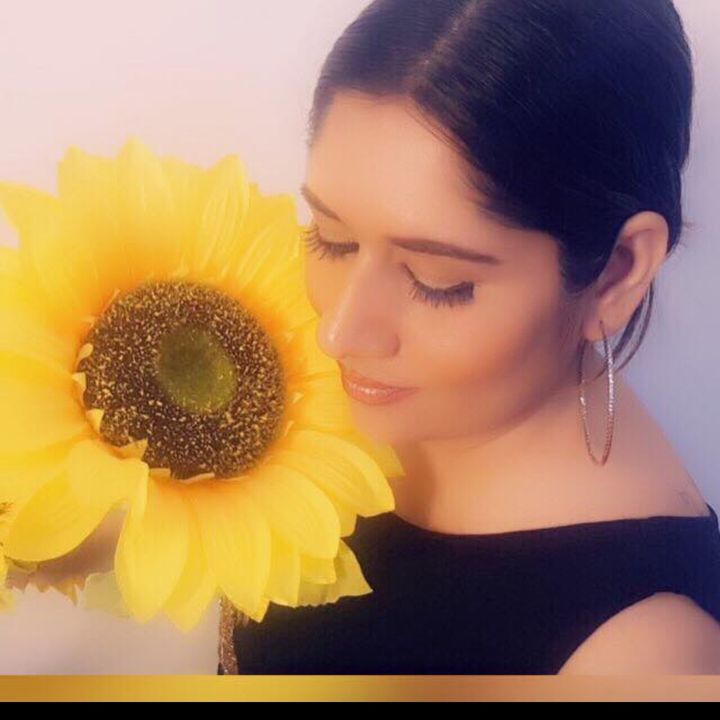 Profile Picture of Isha_Sharma (@isha_angrish) on Tiktok