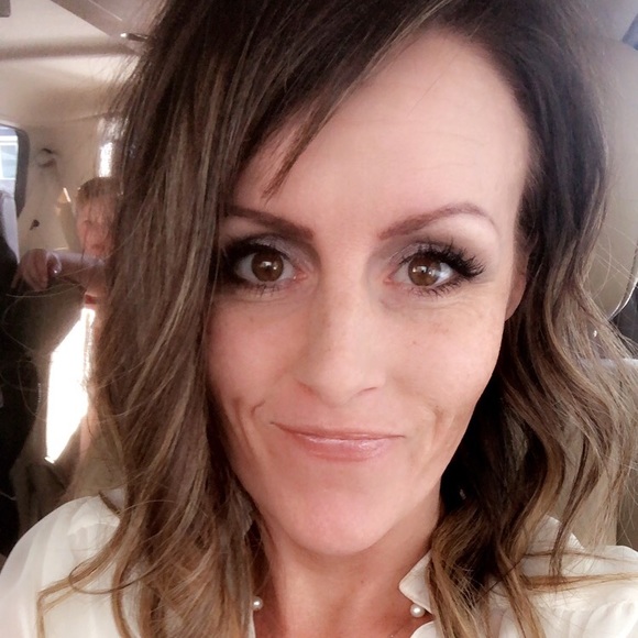 Profile Picture of Kate Black (@katesblack) on Poshmark