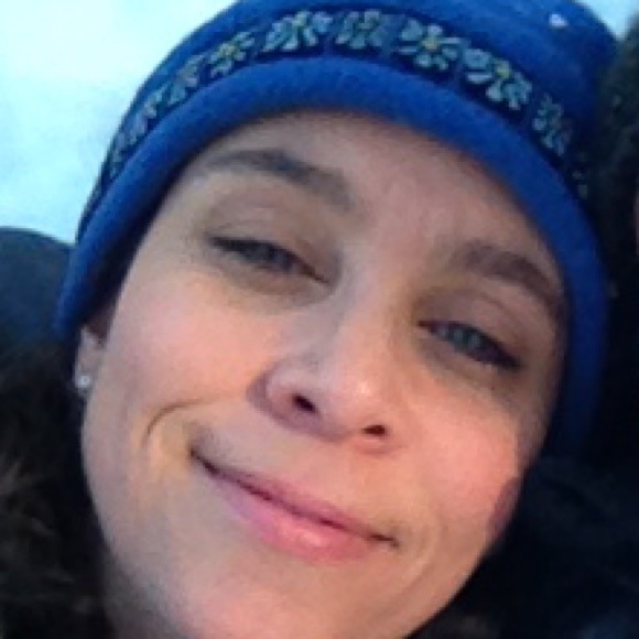 Profile Picture of Ann marie Simone (@amns) on Poshmark