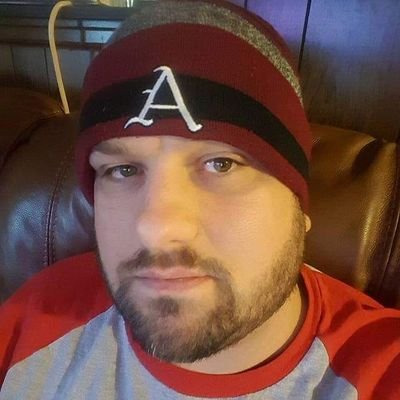 Profile Picture of Tim Chasteen (@Chasteen83) on Twitter