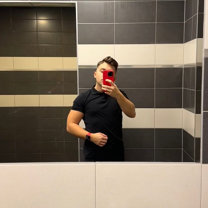 Profile Picture of Robert Žítek (@robertozitek) on Tiktok