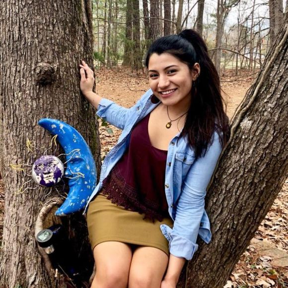 Profile Picture of Gloria Rodriguez (@glorarod) on Poshmark