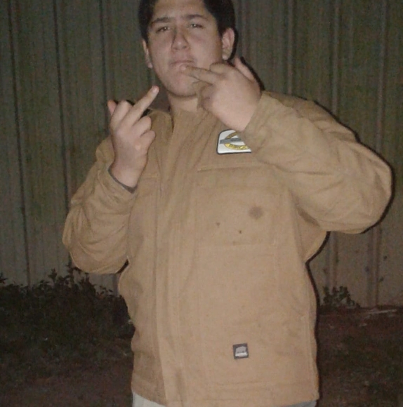Profile Picture of Joshua Gonzalez (@joshmtz956) on Poshmark