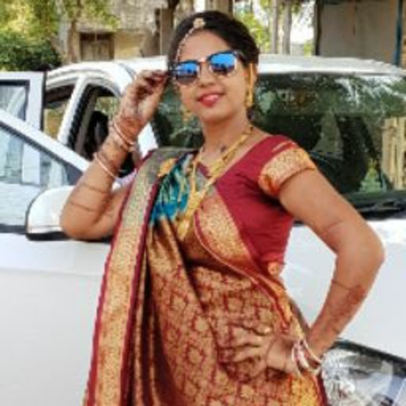 Profile Picture of Hetal Prajapati (@hetuprajapati27) on Poshmark