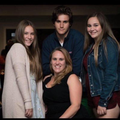 Profile Picture of Stephanie Addison (@JayDonLeVox) on Twitter