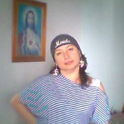 Profile Picture of Rocio Leon (@rocioleon12) on Twitter