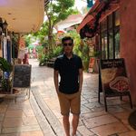 Profile Picture of Myron Lo (@myronlo99) on Instagram