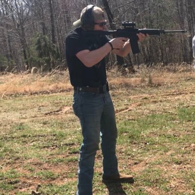 Profile Picture of Chris Elgin (@CWElgin363) on Twitter