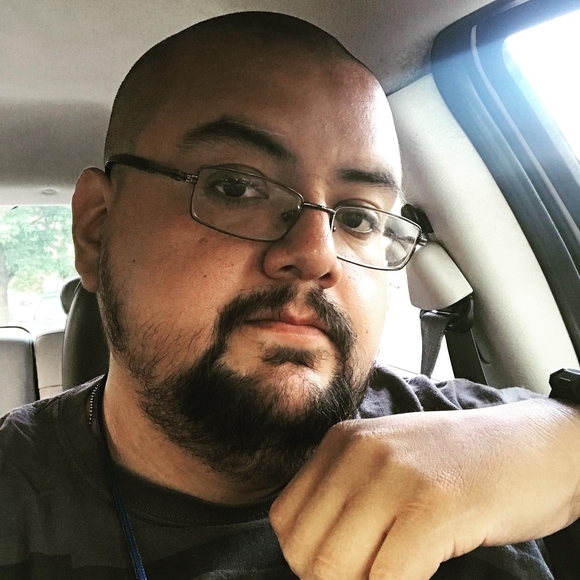 Profile Picture of Alejandro Naranjo (@alejandronaranj) on Poshmark