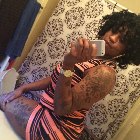 Profile Picture of Cassandra Tompkins (@laddyredd21) on Poshmark
