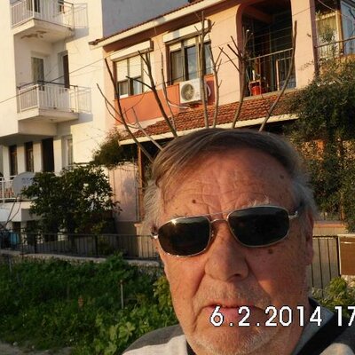 Profile Picture of Heinz Beckeron Twitter