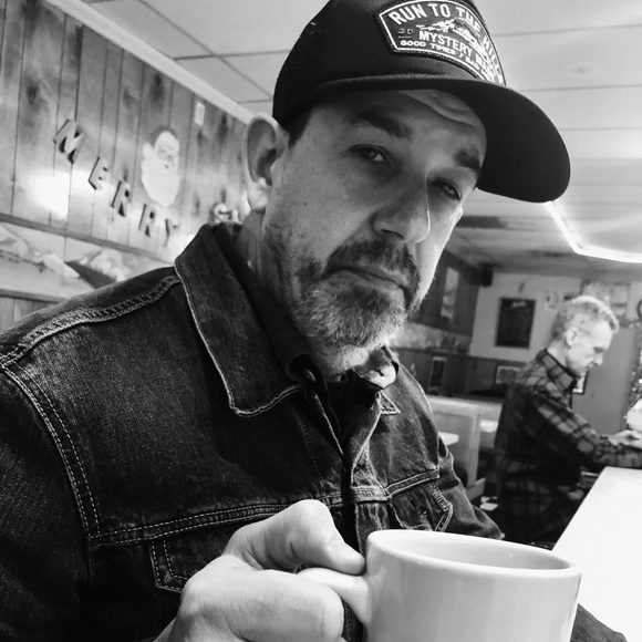 Profile Picture of Tedd Cookerly (@teddcookerly) on Poshmark