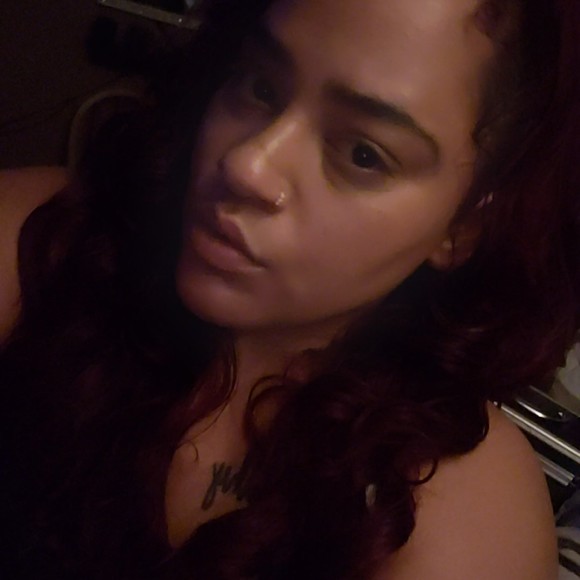 Profile Picture of Emily Converse (@scorpioeyez) on Poshmark