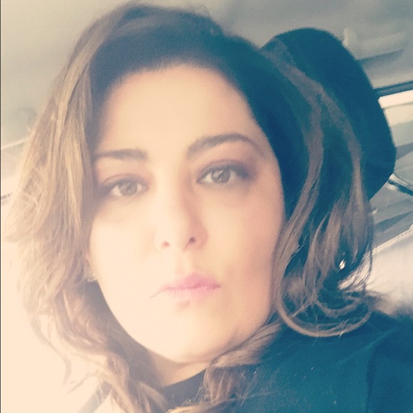 Profile Picture of Lepa Stojanoska (@lepa1228) on Poshmark