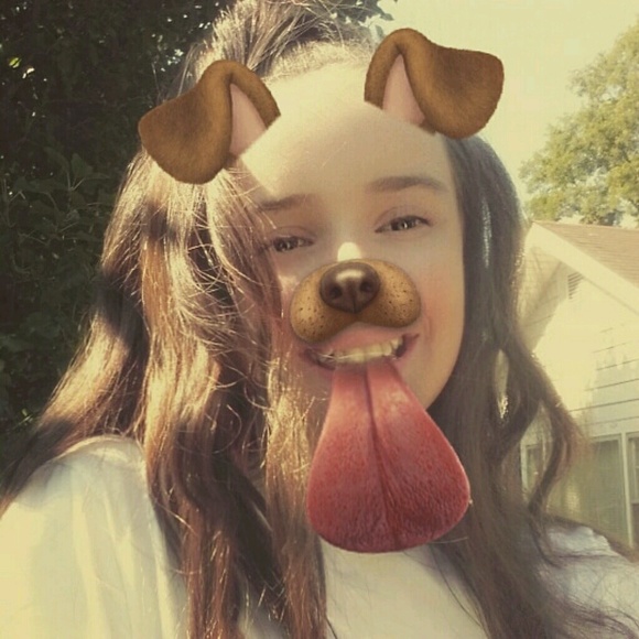 Profile Picture of Amber marie Appelgren (@__amber) on Poshmark