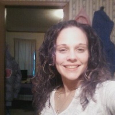 Profile Picture of Crystal (@CrystalCaskey0o) on Twitter