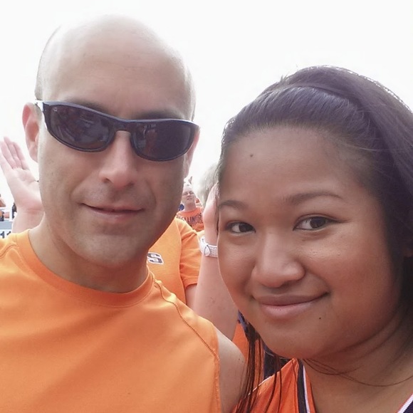 Profile Picture of Niphaphone Polzin (@nipolzin) on Poshmark