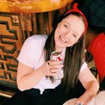 Profile Picture of Zoe Leach (@zoescottleach) on Instagram