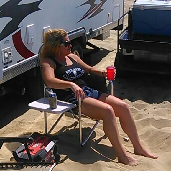 Jeaneane Yturralde - Poshmark Profile Picture of Jeaneane Yturralde (@neaner71) on Poshmark