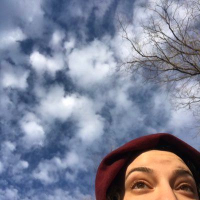 Profile Picture of Emly (@ehr1193) on Twitter