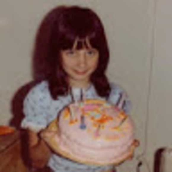 Profile Picture of Sonya Bray (@smbray1071) on Poshmark