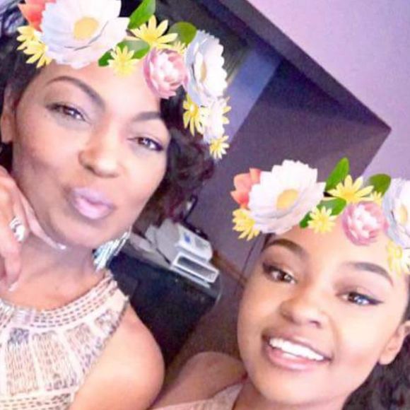 Profile Picture of Rochelle Spellman (@rocjan4162) on Poshmark