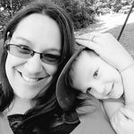 Profile Picture of Amanda Willey (@talkinggirl84) on Instagram