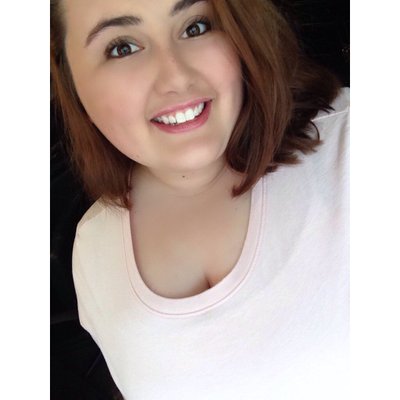 Profile Picture of Cassandra Lynn (@__Seena) on Twitter
