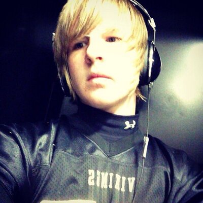 Profile Picture of Andrew Arrowood (@Drewtastic60) on Twitter