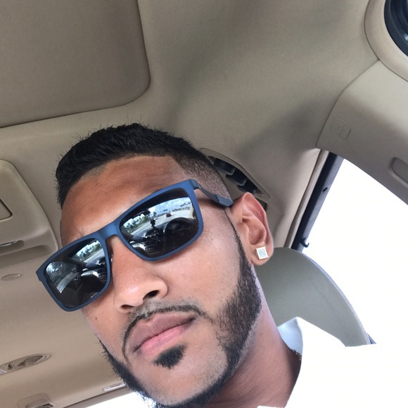 Profile Picture of Andy Ramtahal (@djdemon) on Poshmark