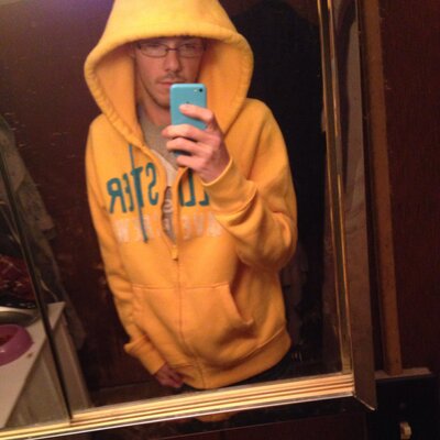 Profile Picture of Cory Perrin (@Cpimp411) on Twitter