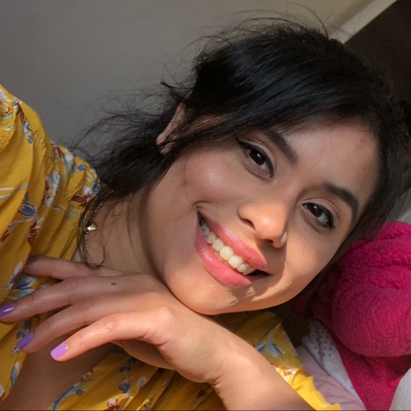 Profile Picture of Gaby Jimenez (@jgaby97) on Poshmark