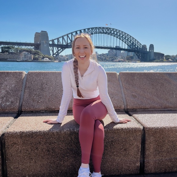 Caroline Holt - Poshmark Profile Picture of Caroline Holt (@ckholt07) on Poshmark