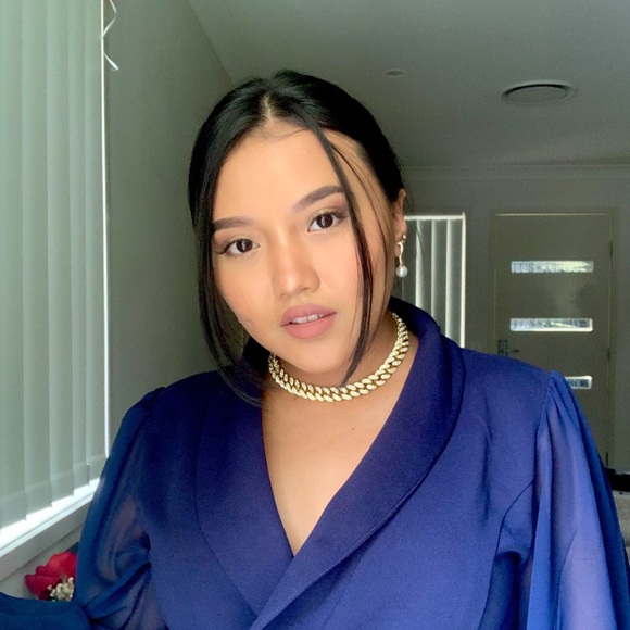 Profile Picture of Ishwori Gurung (@anusaa_grg) on Poshmark