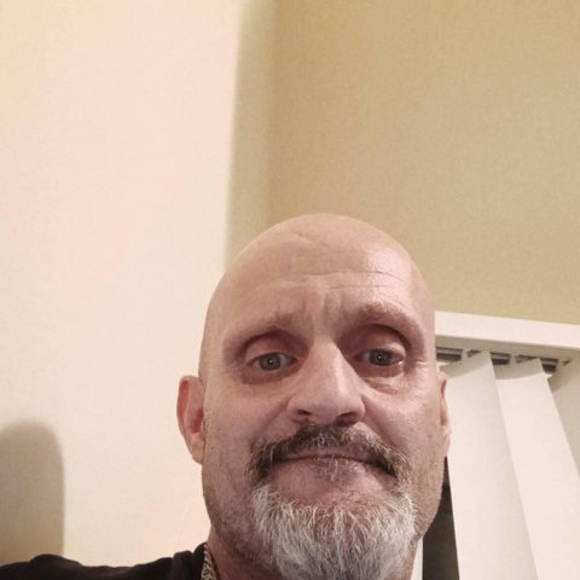 Profile Picture of Jeff Larch (@jlarch621) on Poshmark