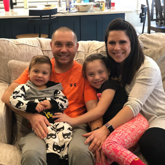 Profile Picture of Eric Demory (@erdemory) on Poshmark