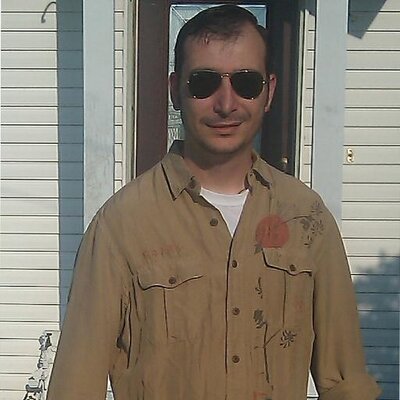 Profile Picture of Frank Holifield (@patchcamel) on Twitter