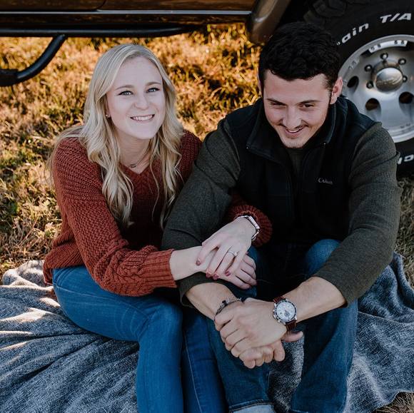 Heather Klusman - Poshmark Profile Picture of Heather Klusman (@heatherklusman) on Poshmark