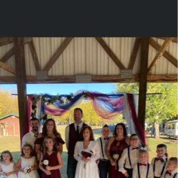 Profile Picture of Robin Loy sylvester (@rstruben2004) on Poshmark