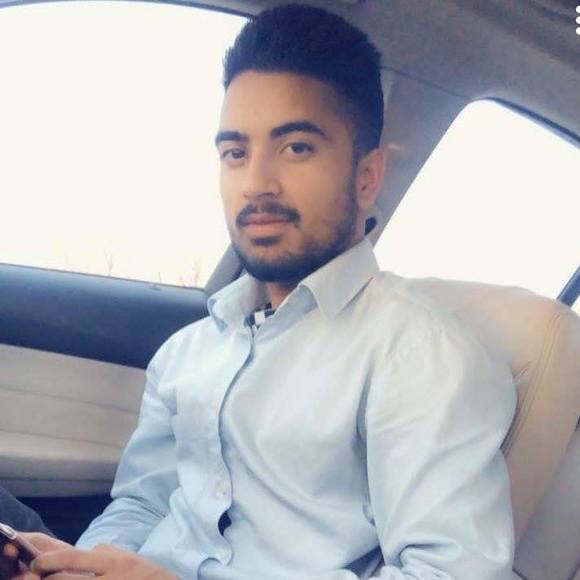 Profile Picture of Akashdeep Singh (@akashdeepsin224) on Poshmark